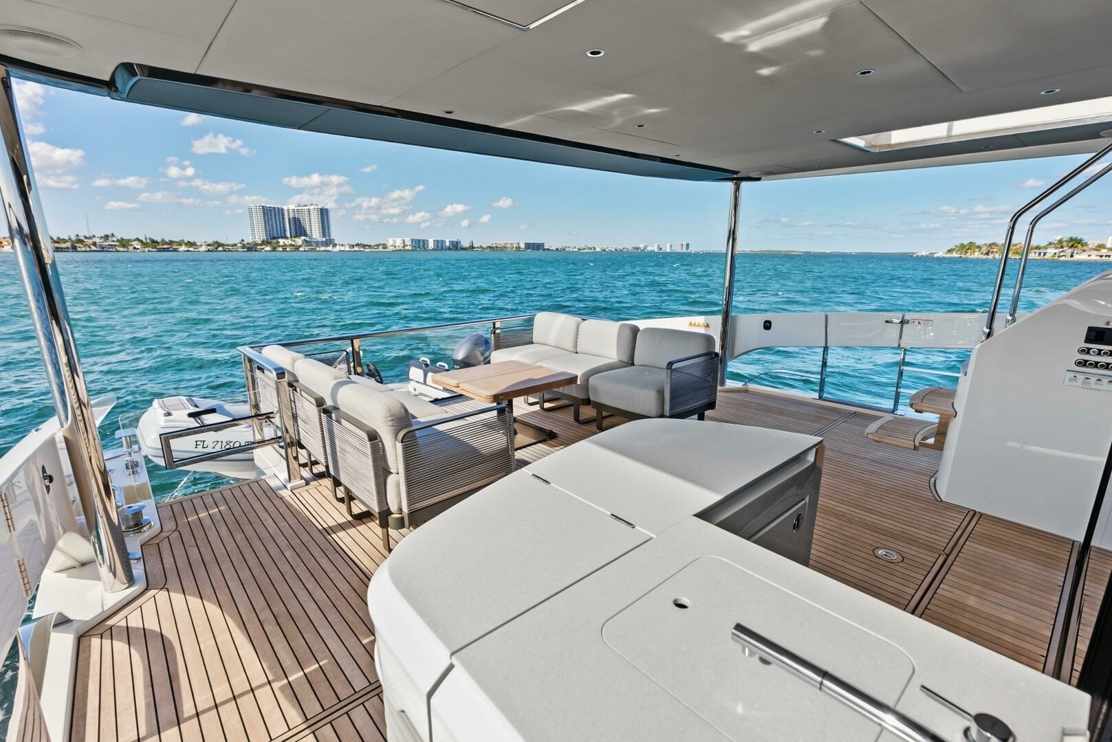 Absolute-75 Navetta 2025-Fantasy Girl Palm Beach-Florida-United States-6294925 | Thumbnail