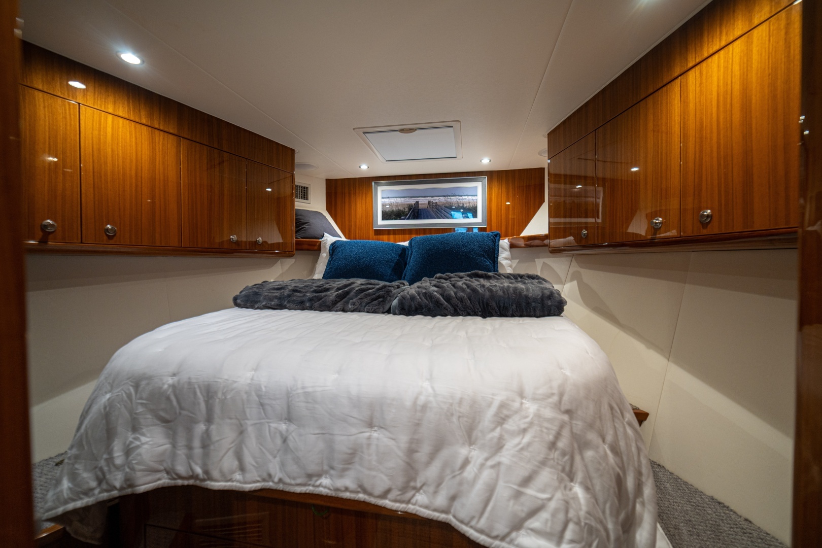 Viking-46 Billfish 2023-Scarlet Los Suenos-Costa Rica-2023 Viking 46 Billfish Master Stateroom-6090796 | Thumbnail