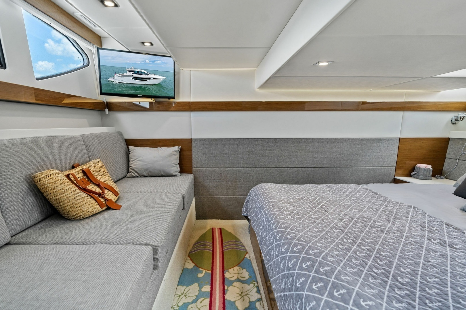 Cruisers Yachts-42 Cantius 2019-Truly Ineffable Longboat Key-Florida-United States-2019 Cruisers Yachts 42 Cantius Truly Ineffable-6277723 | Thumbnail