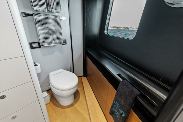 Absolute-75 Navetta 2025-Fantasy Girl Palm Beach-Florida-United States-6294885