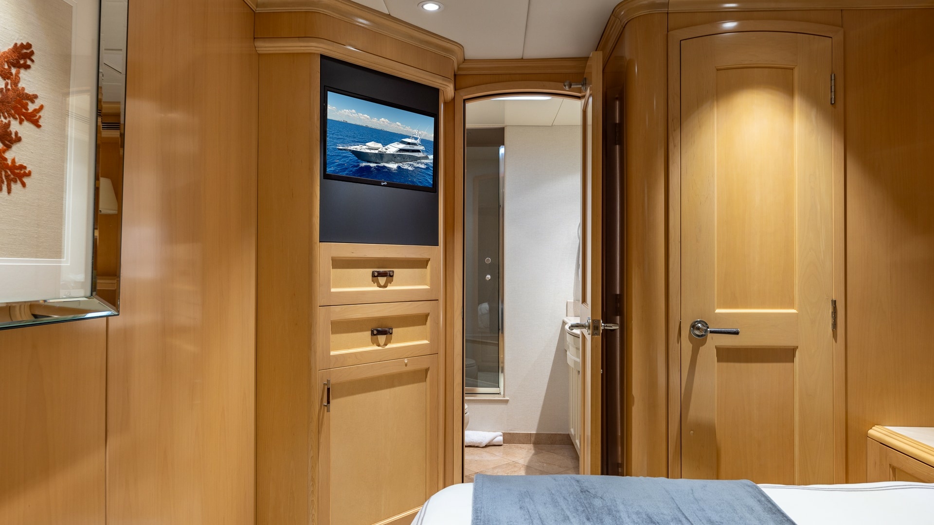 Trinity Yachts-144  1998-BAD COMPANY Fort Lauderdale-Florida-United States-1998 Trinity Yachts Sport Fisherman  BAD COMPANY: Guest Stateroom with Ensuite Access-6803479 | Thumbnail