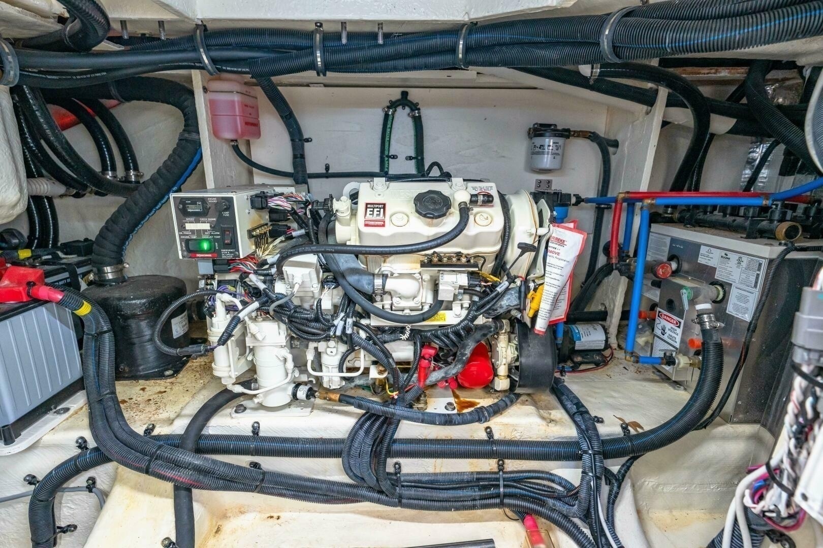 Sea Ray-370 Sundancer 2022-Golden Ticket Sarasota-Florida-United States-2022 Sea Ray 370 OB -6287910 | Thumbnail