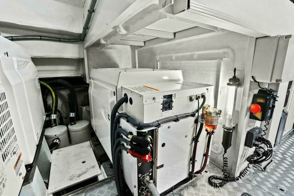 Sirena-64-MY 2021-Destin-E Fort Myers-Florida-United States-2021 Sirena 64 DESTIN-E Engine Room-6800156