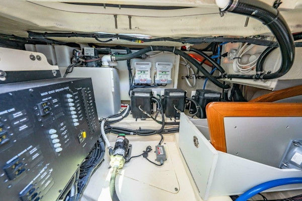 Sea Ray-370 Sundancer 2022-Golden Ticket Sarasota-Florida-United States-2022 Sea Ray 370 OB -6287909