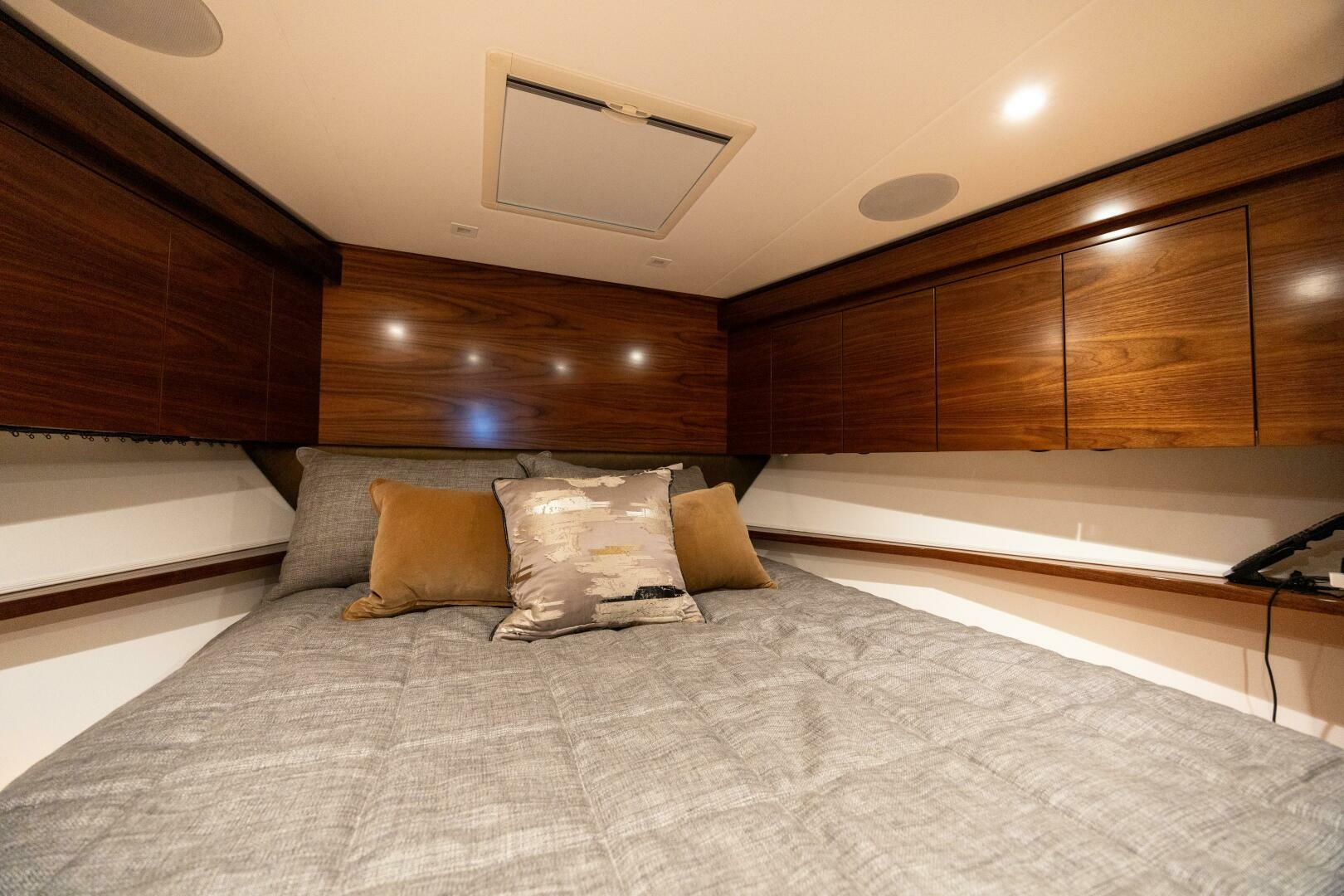 Viking-82 Convertible 2025-Boujie QUEPOS-Costa Rica-2025 82 Viking Convertible Boujie VIP Stateroom (2)-6811578 | Thumbnail