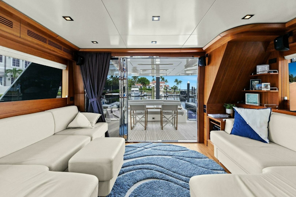 Sirena-64-MY 2021-Destin-E Fort Myers-Florida-United States-2021 Sirena 64 DESTIN-E Salon -6800091