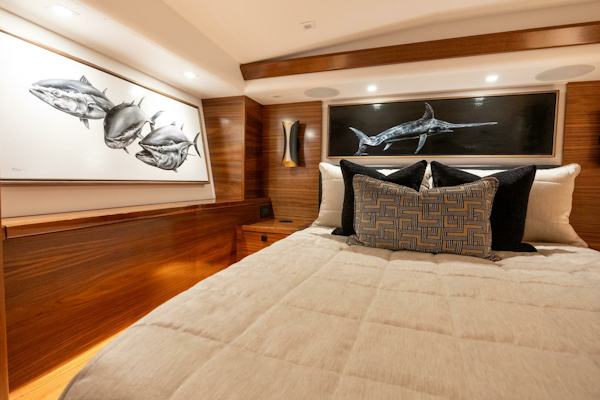 Viking-82 Convertible 2025-Boujie QUEPOS-Costa Rica-2025 82 Viking Convertible Boujie Starboard Stateroom (3)-6811585