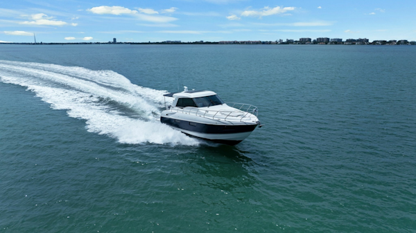 Cruisers Yachts-48 Cantius 2014-Freedom Sarasota-Florida-United States-6265112